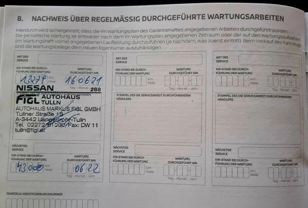 Nissan Leaf cena 69850 przebieg: 29850, rok produkcji 2019 z Daleszyce małe 352